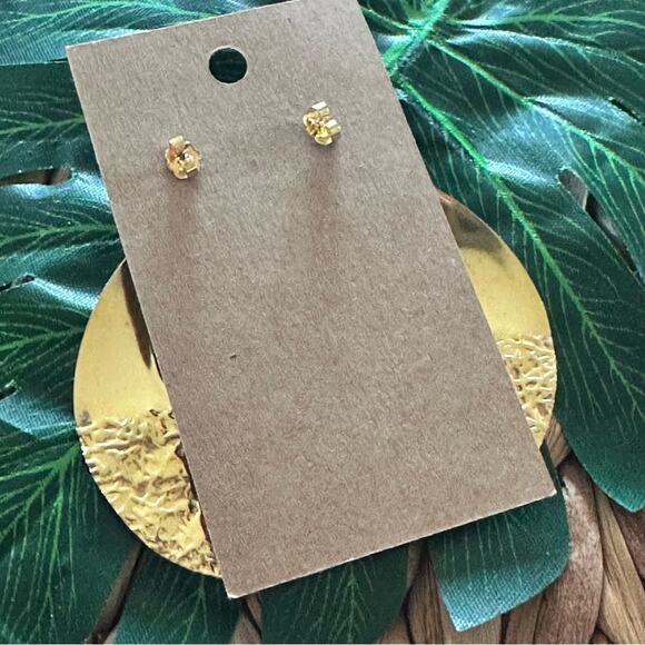 BOGO FREE GOLDEN STATEMENT EARRINGS CUT OUT CARVED - Picture 4 of 5